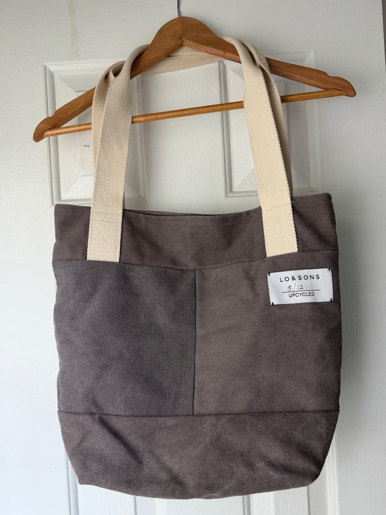 Lo & Sons Handbags - Lo & Sons Limited Edition Canvas Tote